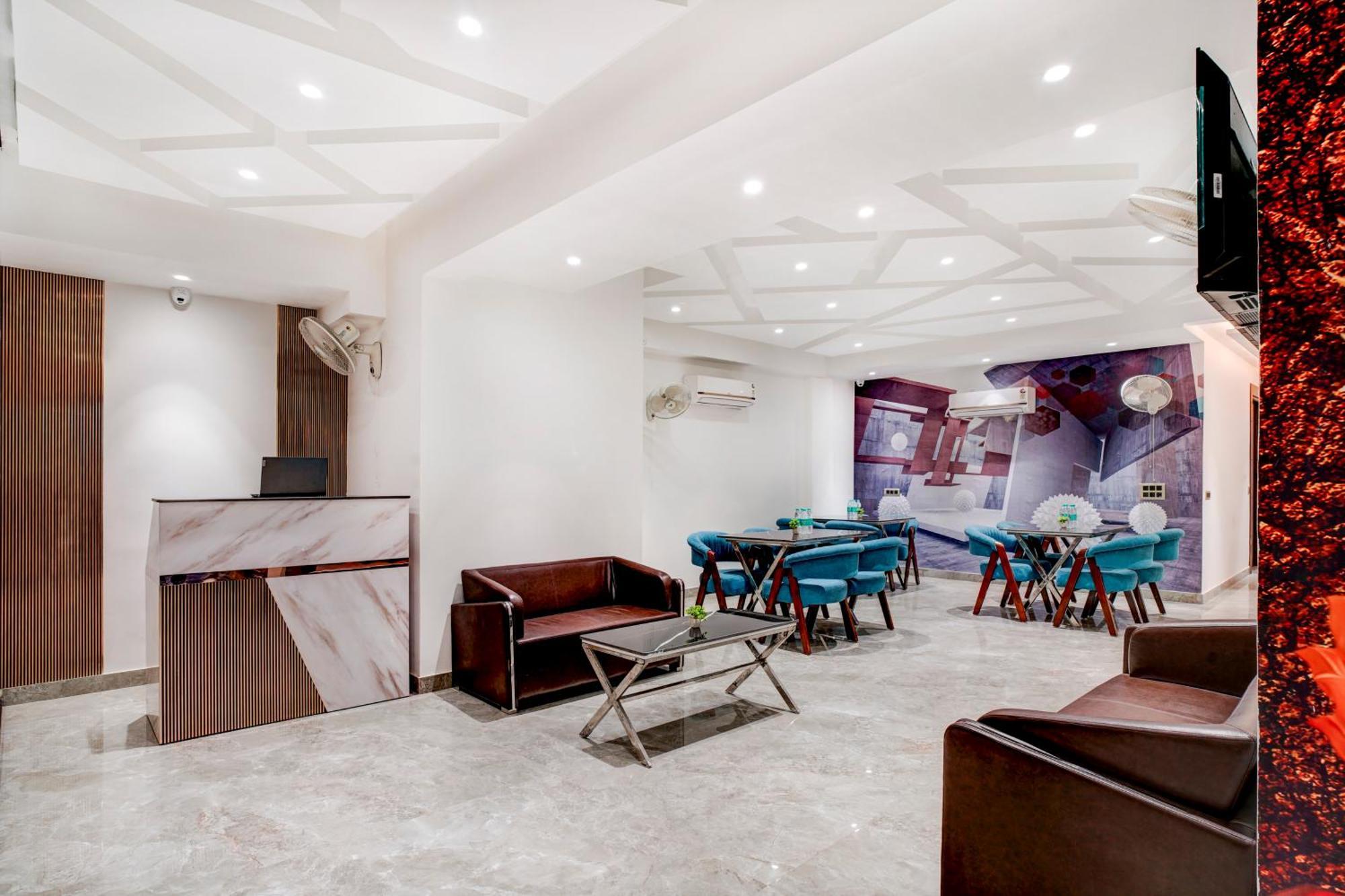 Treebo Corporate Inn نويدا المظهر الخارجي الصورة